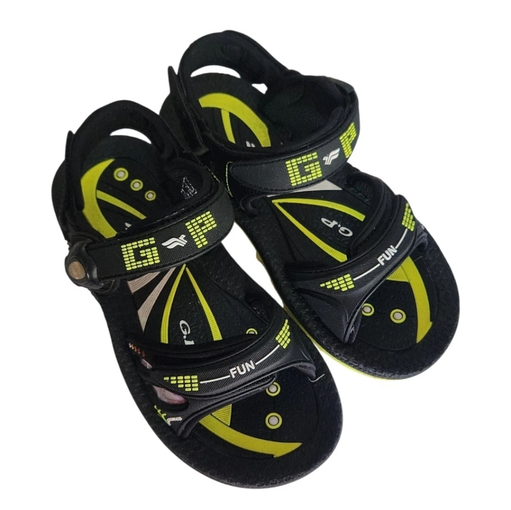 Gold Pigeon Unisex Kids Water Sandals Magnetic Snap Black Green Size 32 US 2-2.5